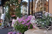 「フラワーハウス花ことば」　（青森県弘前市）の花屋店舗写真1